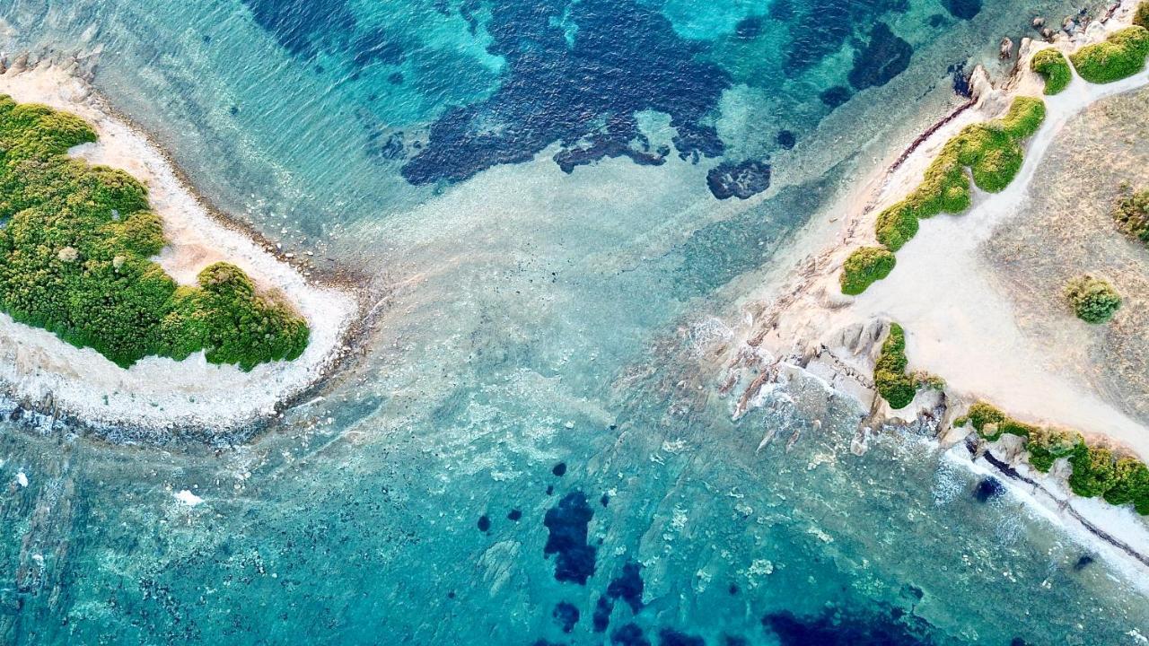 Marina Hotell Nikíti Eksteriør bilde